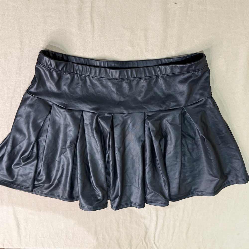 Y2K Charlotte Russe Black Faux Leather Mini Skirt Large Whimsigoth Punk Witchy - Picture 2 of 5